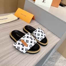 Louis Vuitton Slippers